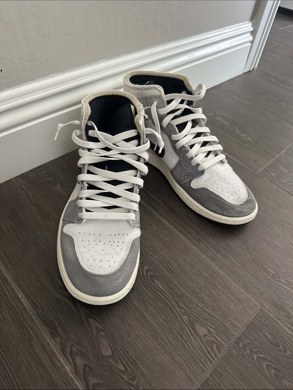 Nike Men's White and Gray High-Top Sneakers